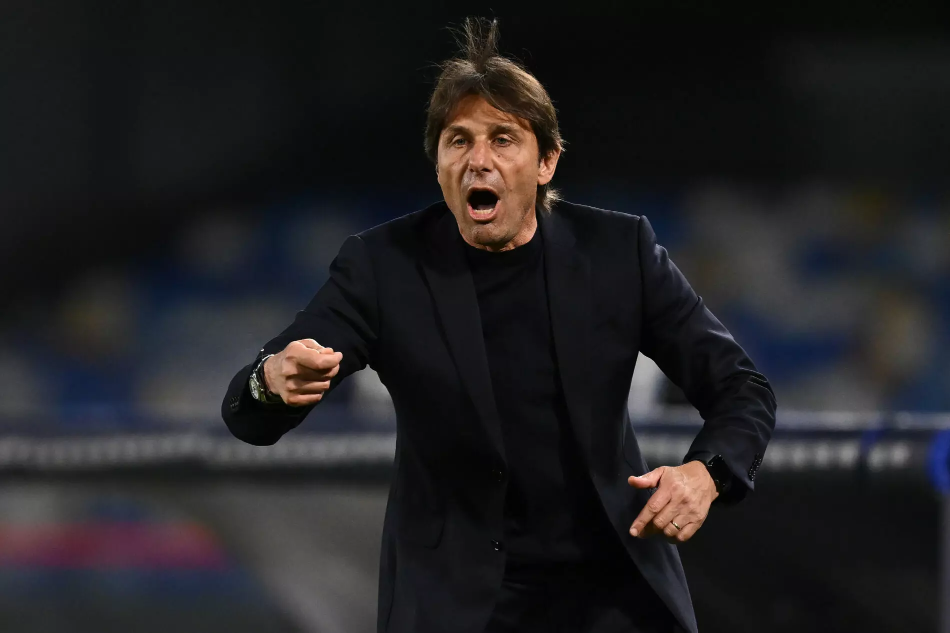 Man United nel caos prima della Roma: Carrick traballa, spunta Conte