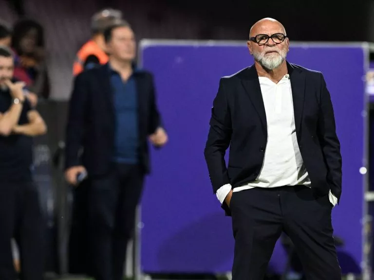 Salernitana, notte di riflessione per Cosmi dopo il confronto con gli ultras